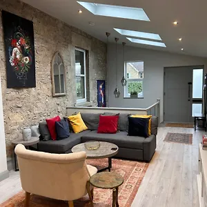  Apartment The Little Paddock United Kingdom