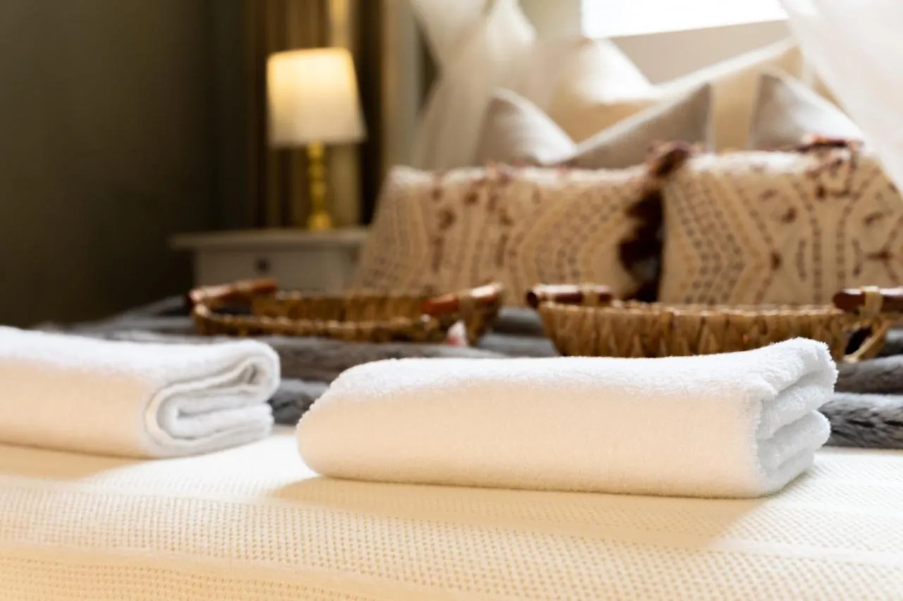 Apartment Luxury City Centre Getaway - Prime Location Sleeps 7! Nottingham
